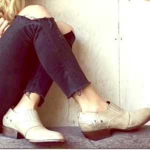 Matisse Roscoe Leather Distressed Western Loafers